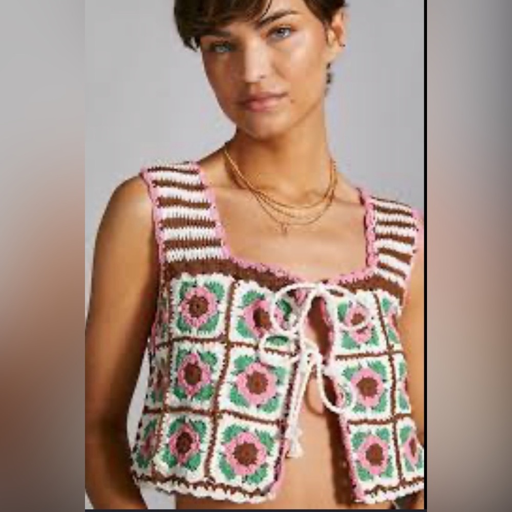 Anthropologie Maeve Crochet Granny Square Vest Reversible Tie Front NWT - Picture 3 of 7